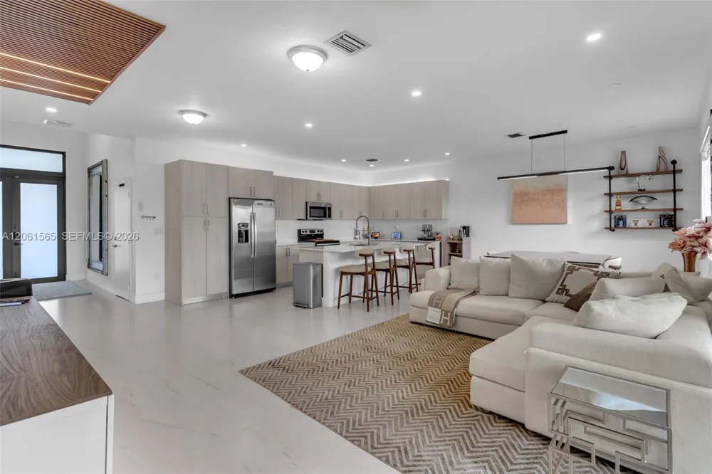 12933 SW 227th St Miami, FL 33170