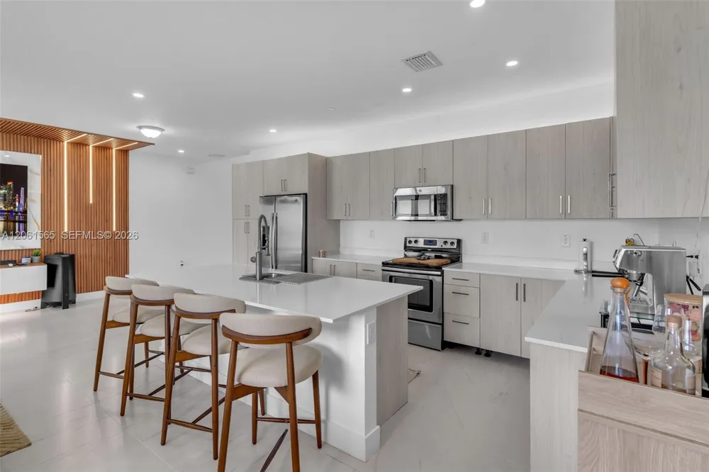 12933 SW 227th St Miami, FL 33170