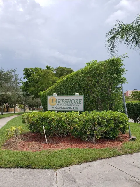 8550 Sherman Cir #303