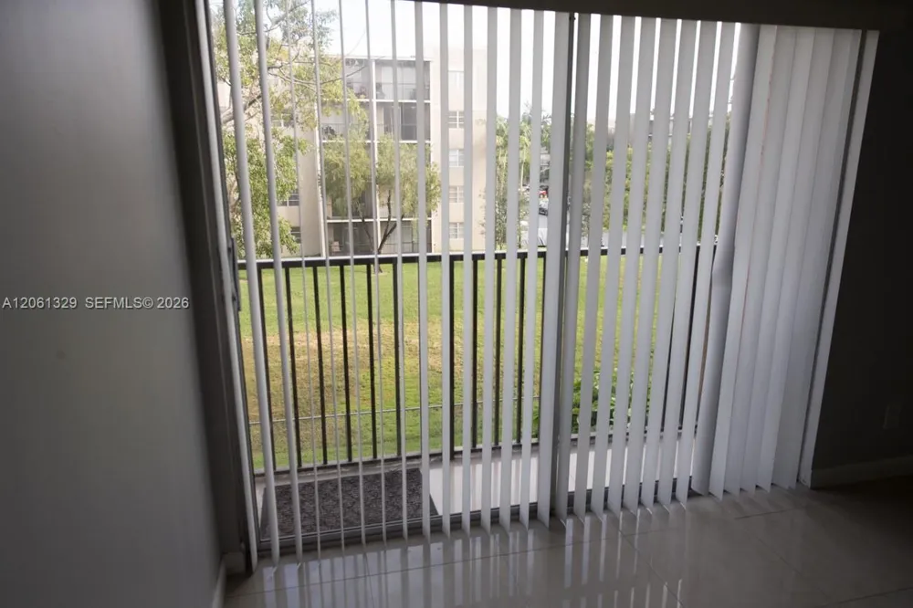 8550 Sherman Cir #303 Miramar, FL 33025