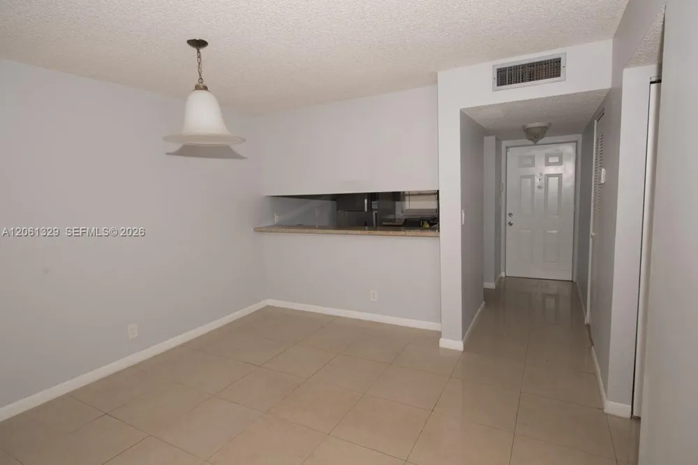 8550 Sherman Cir #303 Miramar, FL 33025