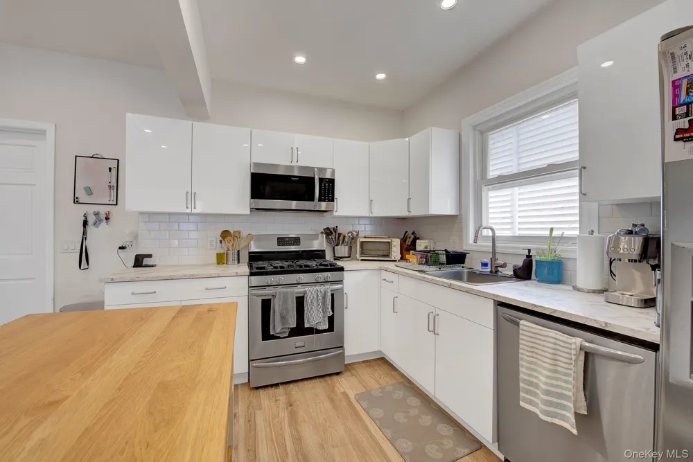 339 W Fulton Street Long Beach, NY 11561