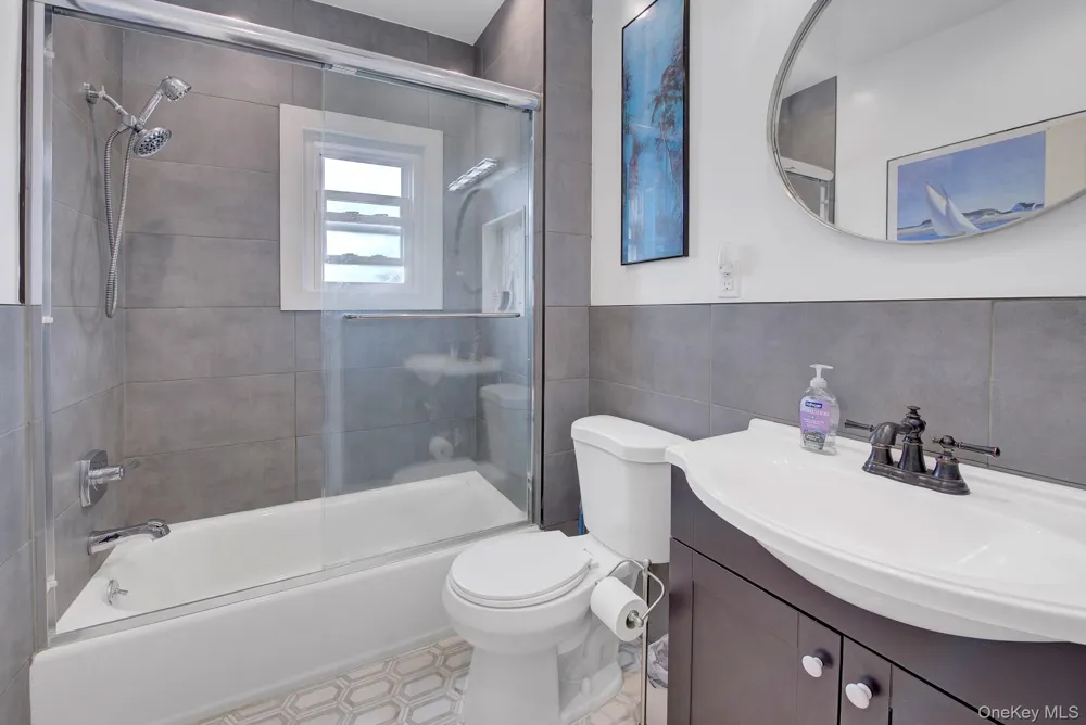 339 W Fulton Street Long Beach, NY 11561