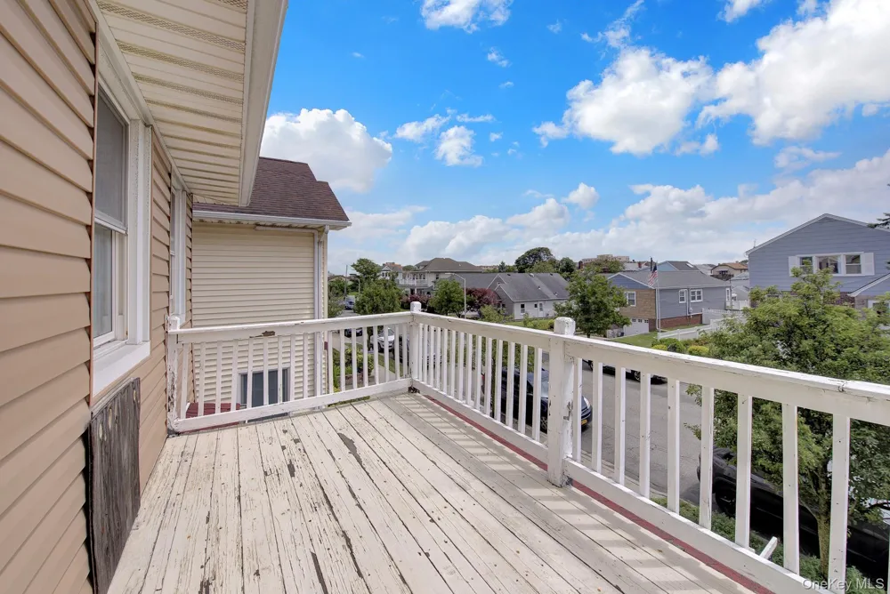 339 W Fulton Street Long Beach, NY 11561
