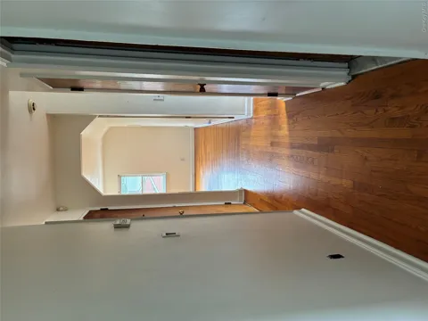 105 Wakefield Avenue #3