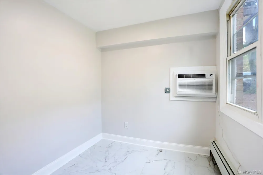 180 Kearsing Parkway #B Monsey, NY 10952