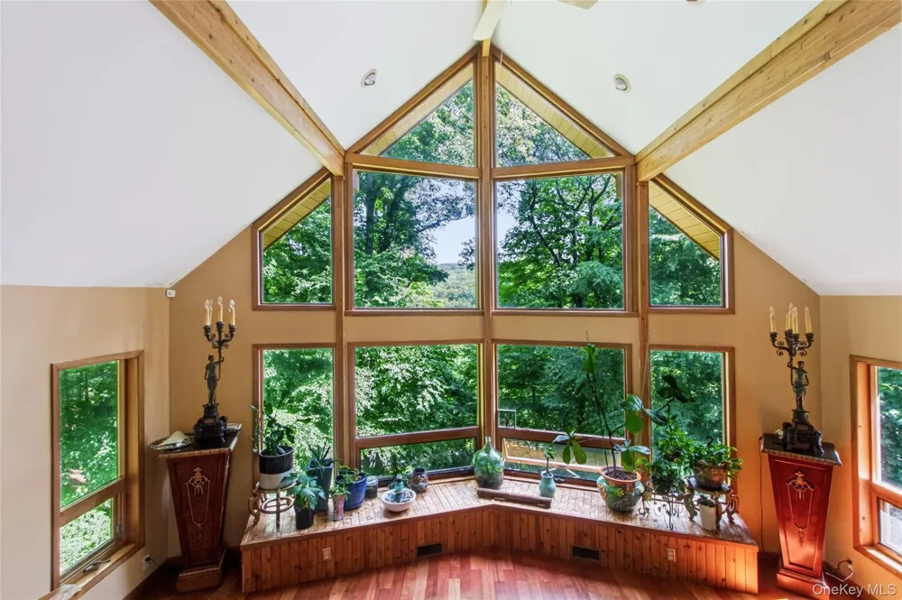69 Canopus Hill Road Putnam Valley, NY 10579
