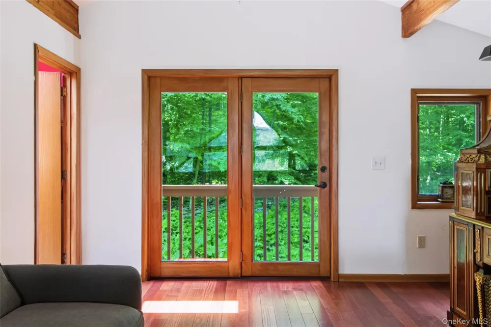 69 Canopus Hill Road Putnam Valley, NY 10579