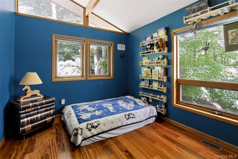 69 Canopus Hill Road Putnam Valley, NY 10579