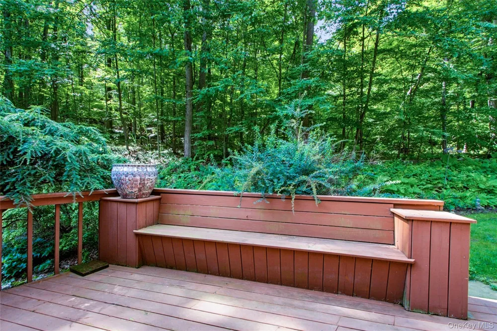 69 Canopus Hill Road Putnam Valley, NY 10579