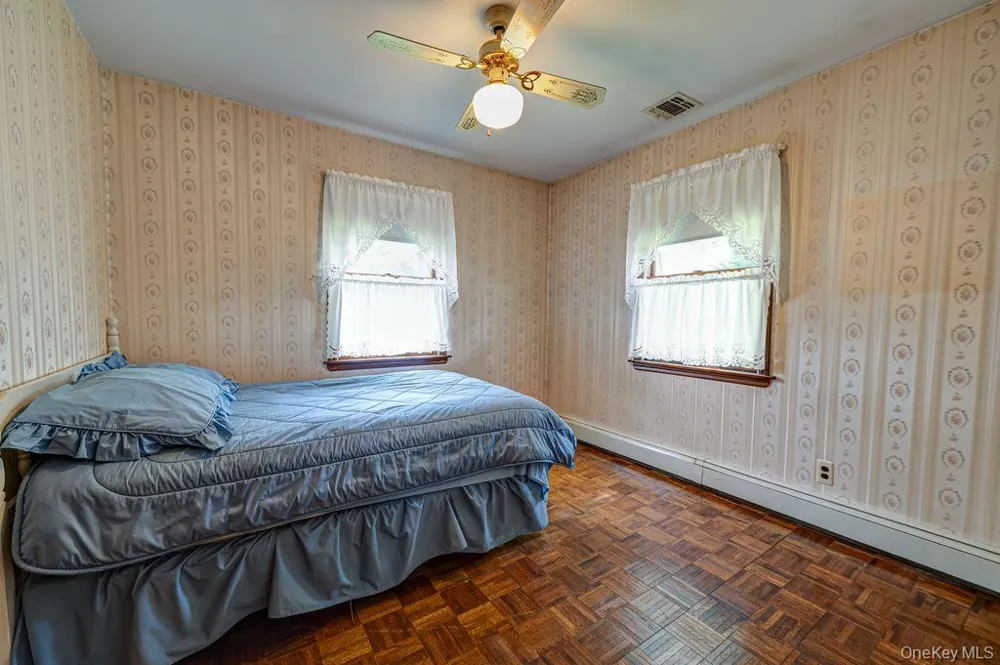 17 Eckert Street South Huntington, NY 11746