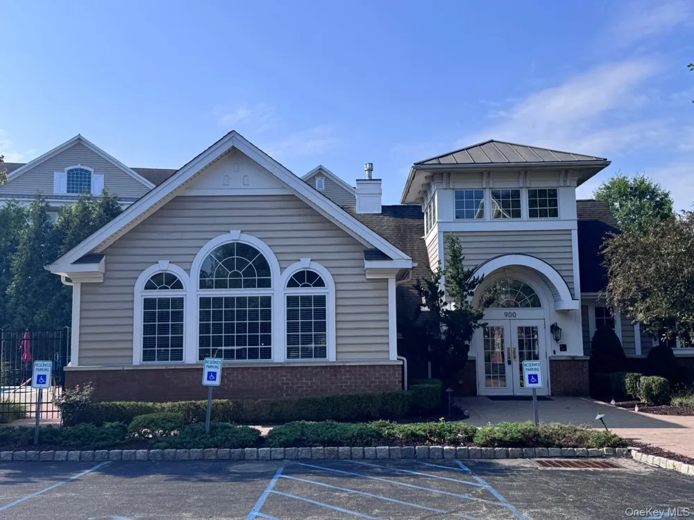 622 Regency Drive Fishkill, NY 12524