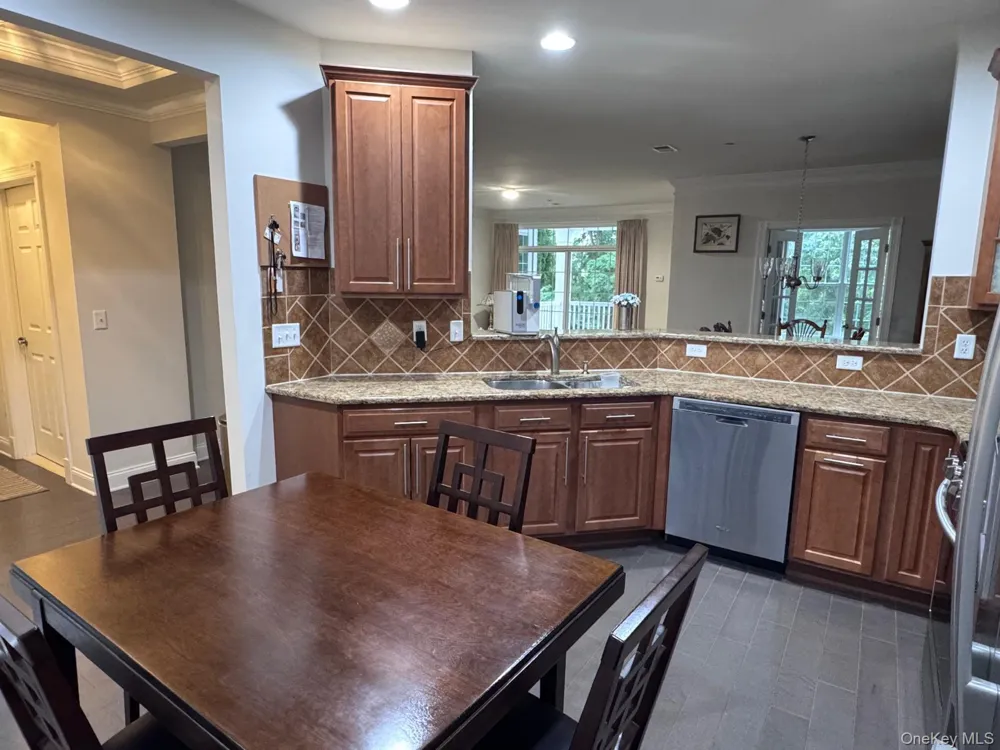 622 Regency Drive Fishkill, NY 12524
