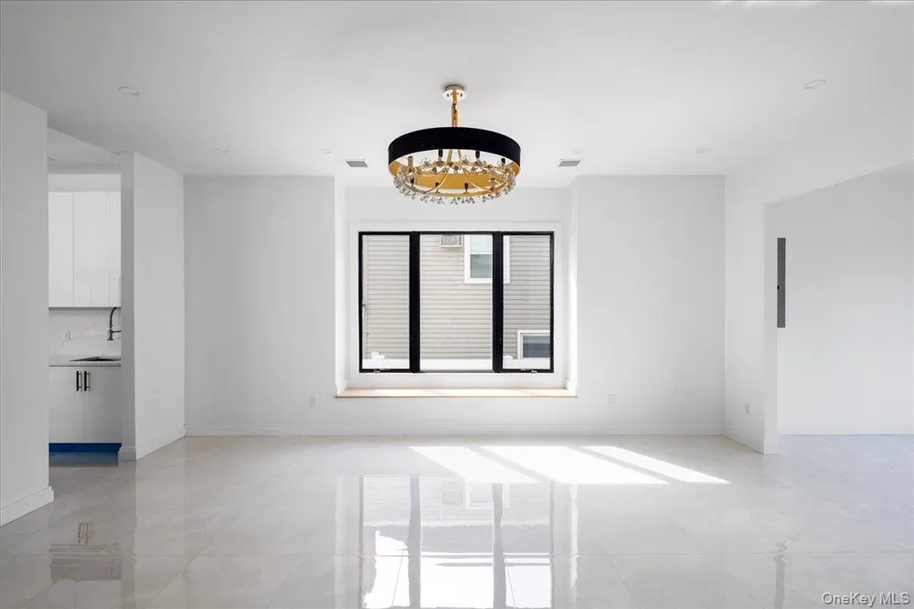544 Arlington Road Cedarhurst, NY 11516