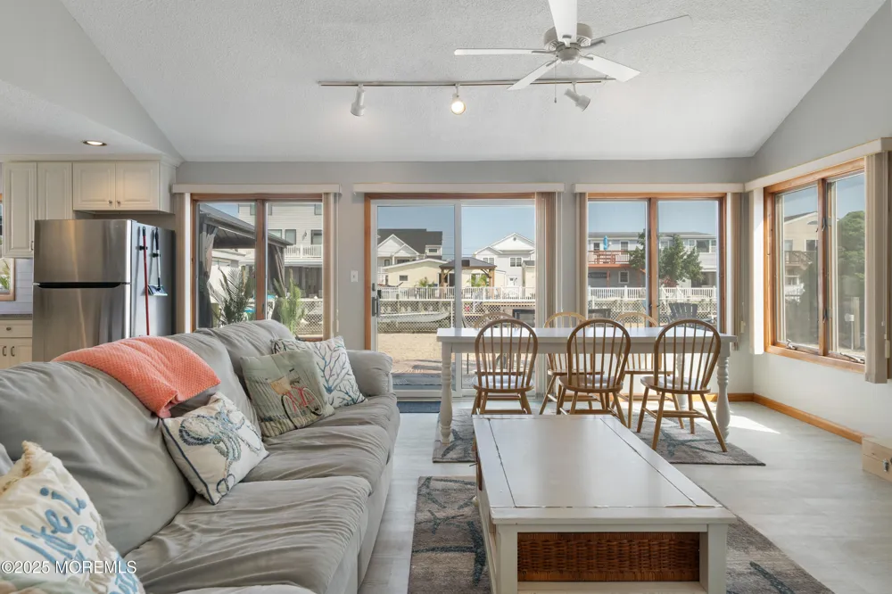 43 Florence Lane Beach Haven West, NJ 08050