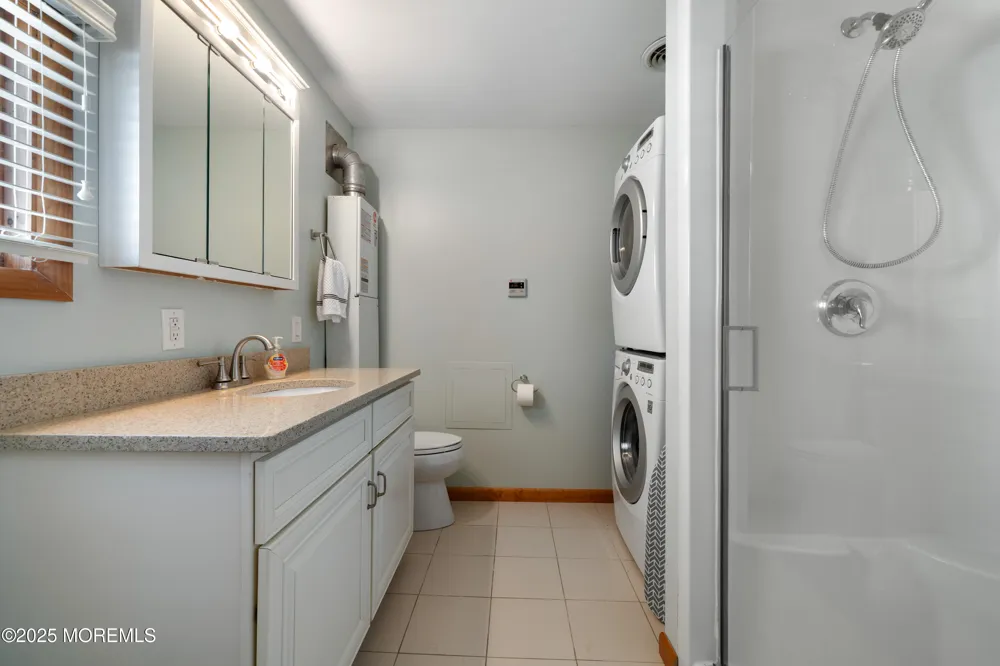 43 Florence Lane Beach Haven West, NJ 08050