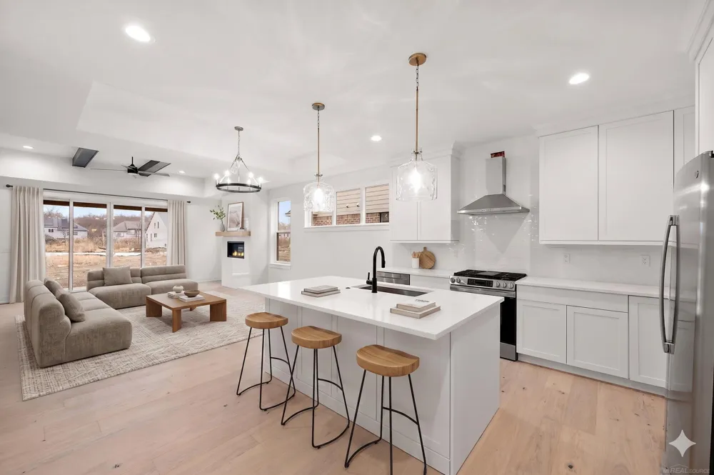 5944 Willow Grove Drive Troy City, MI 48085