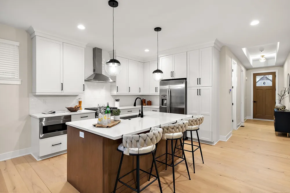 5932 Willow Grove Drive Troy City, MI 48085
