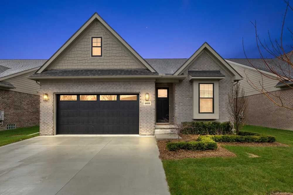 5932 Willow Grove Drive Troy City, MI 48085