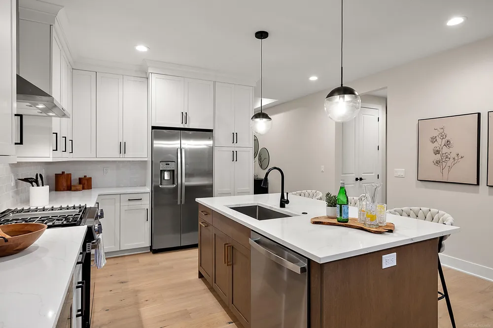 5932 Willow Grove Drive Troy City, MI 48085