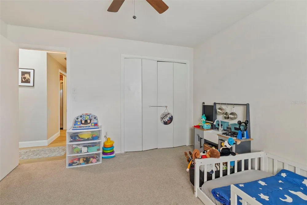 5776 AUGUSTA CIRCLE Sarasota, FL 34238
