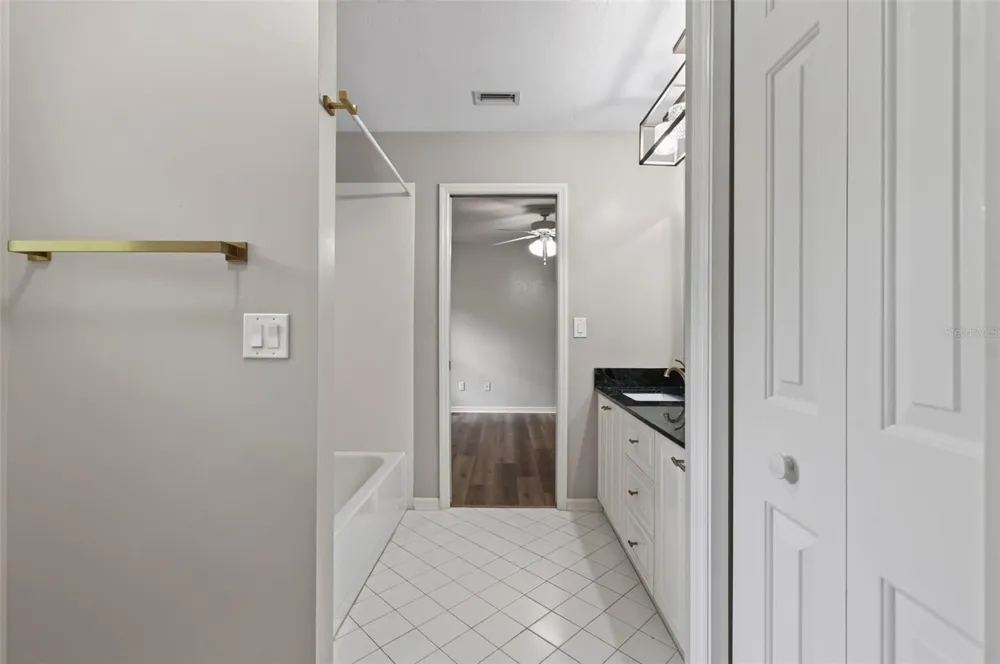 9227 SW 43RD LANE Gainesville, FL 32608