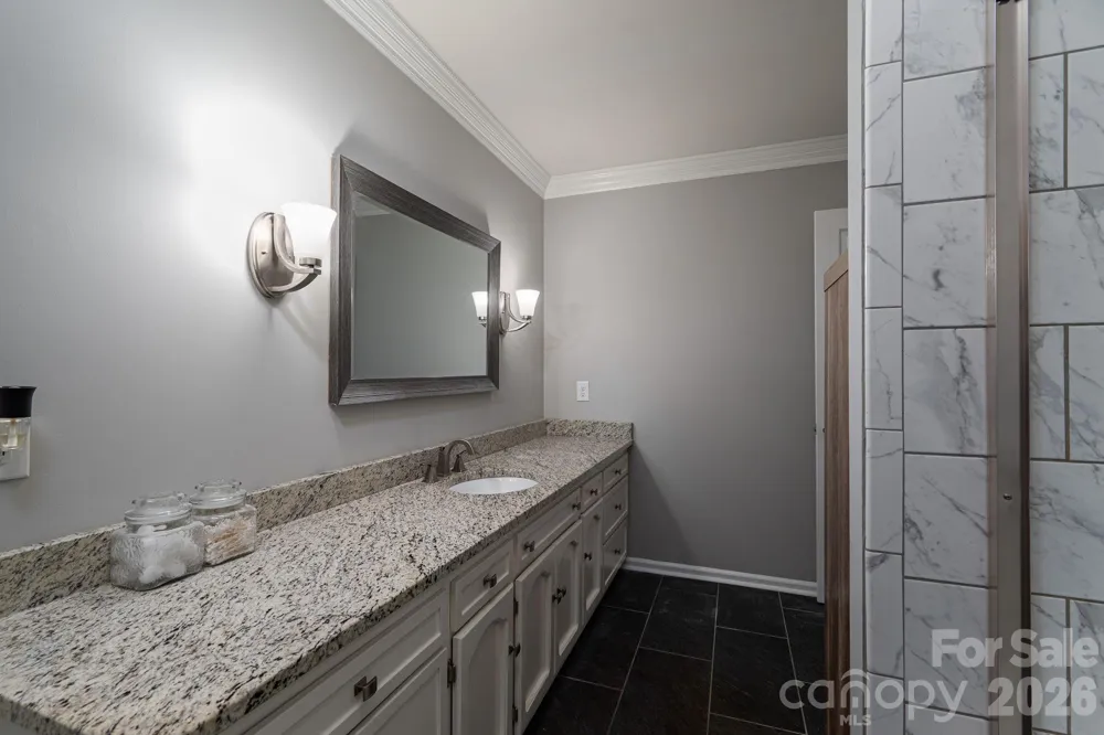 389 Caprice Circle Lincolnton, NC 28092