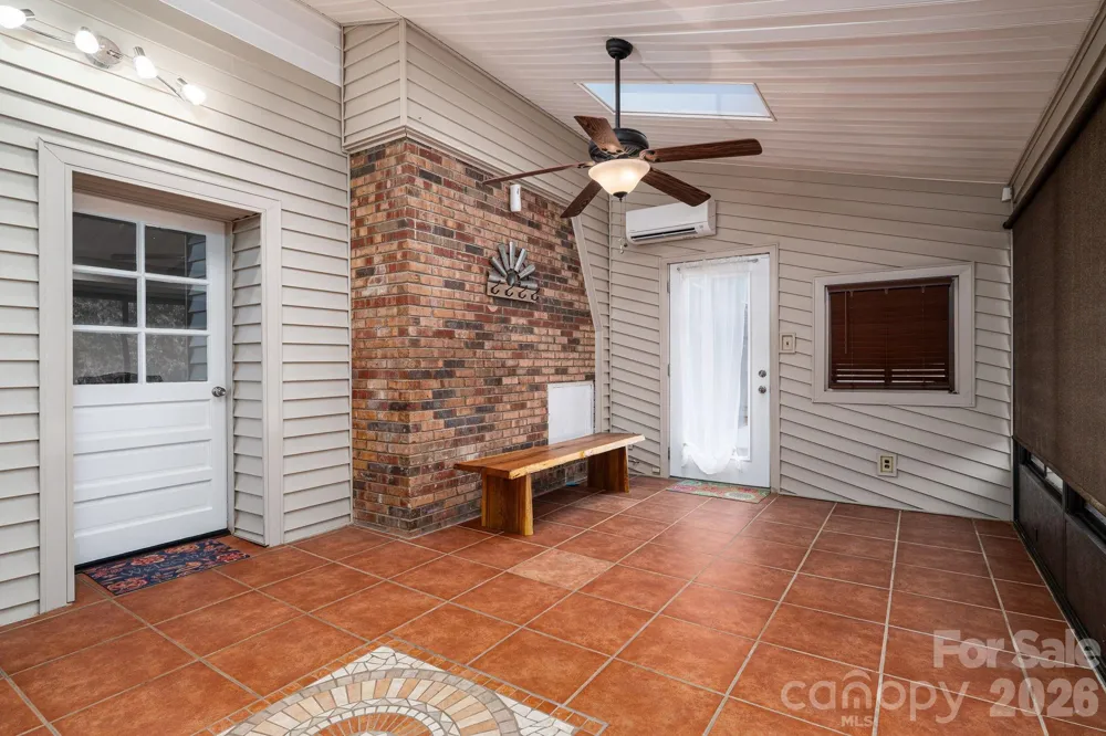 389 Caprice Circle Lincolnton, NC 28092