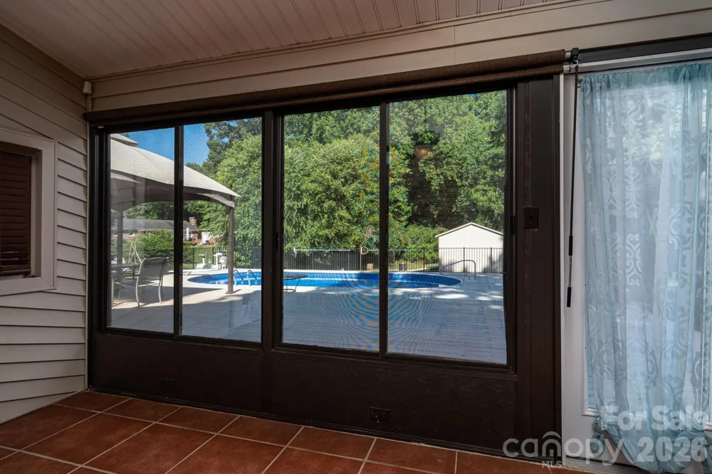 389 Caprice Circle Lincolnton, NC 28092