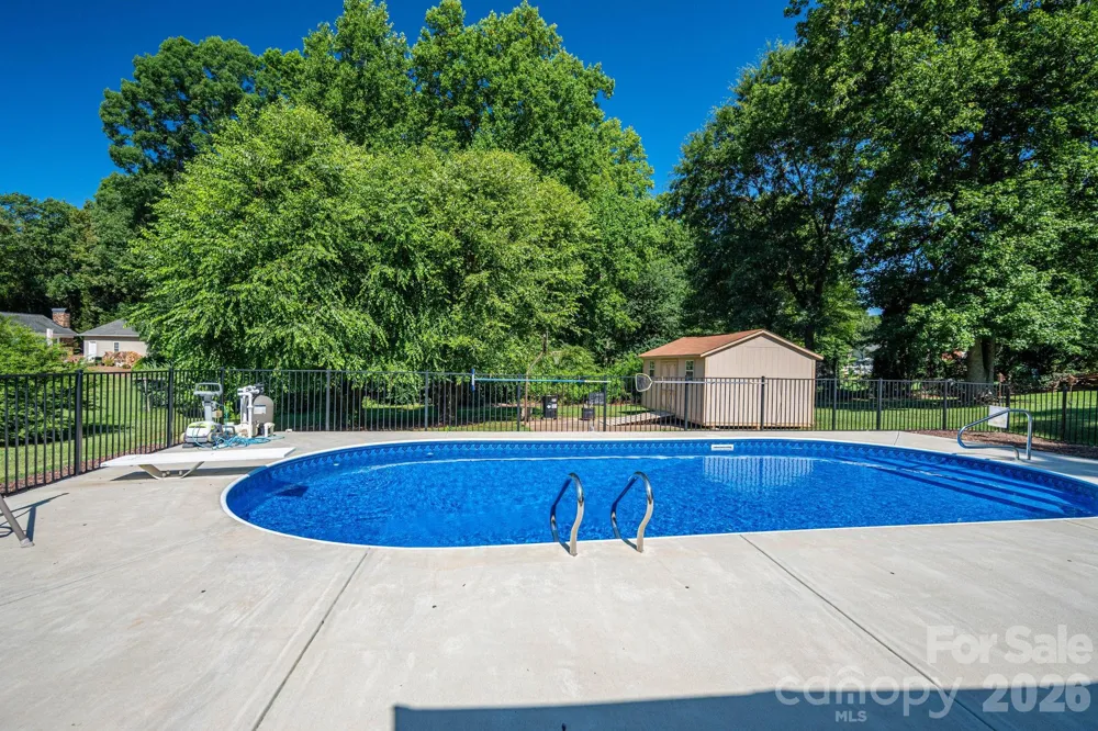 389 Caprice Circle Lincolnton, NC 28092