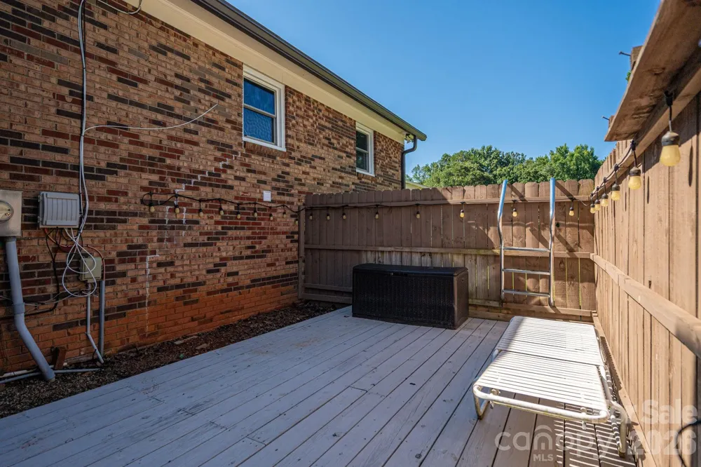389 Caprice Circle Lincolnton, NC 28092