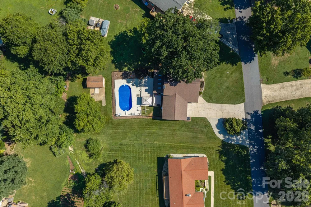 389 Caprice Circle Lincolnton, NC 28092