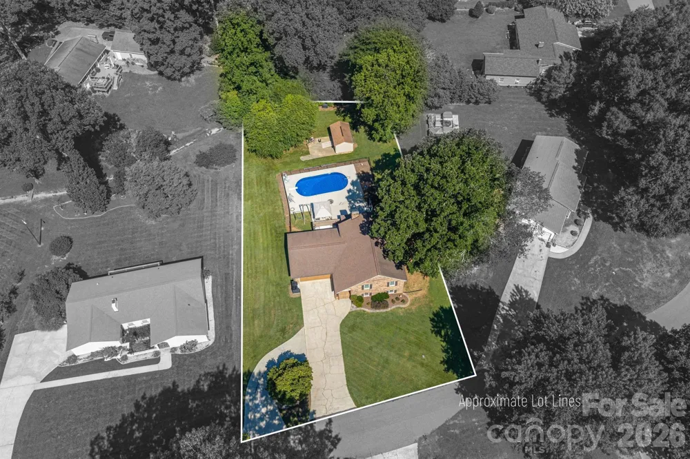 389 Caprice Circle Lincolnton, NC 28092