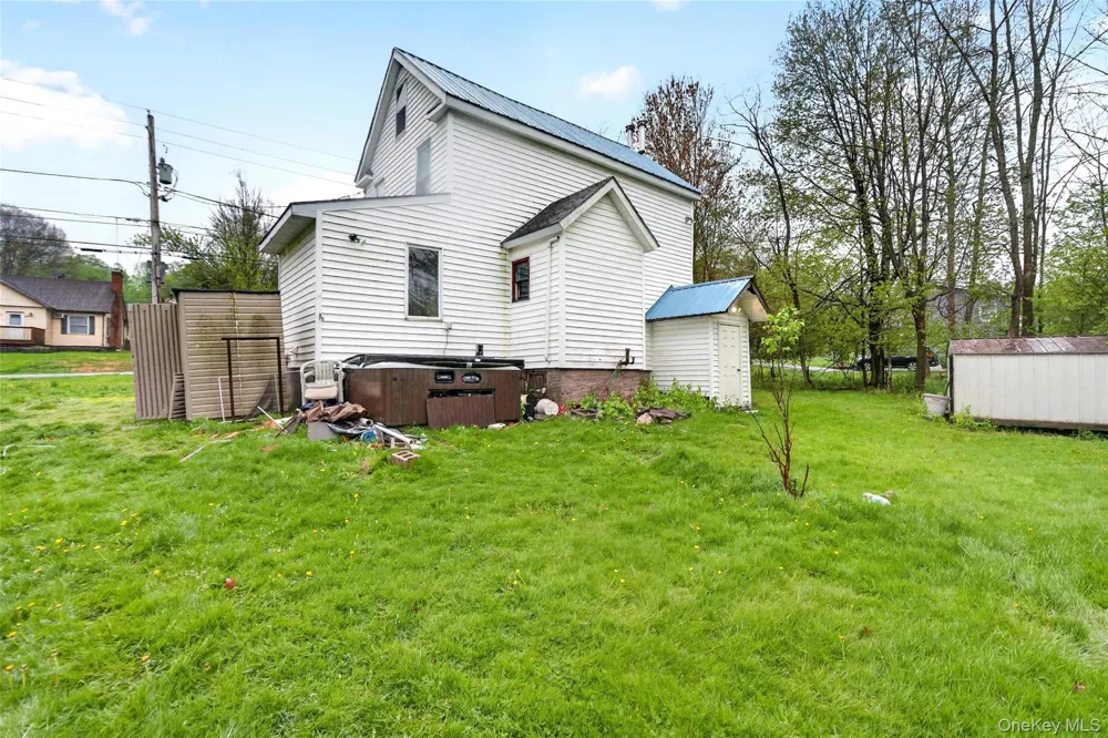 41 Rock Ridge Avenue Monticello, NY 12701