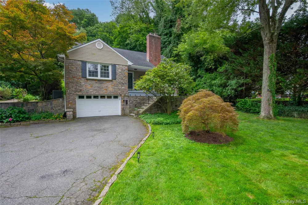 1108 Post Road Scarsdale, NY 10583