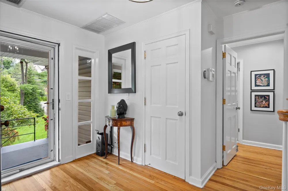 1108 Post Road Scarsdale, NY 10583