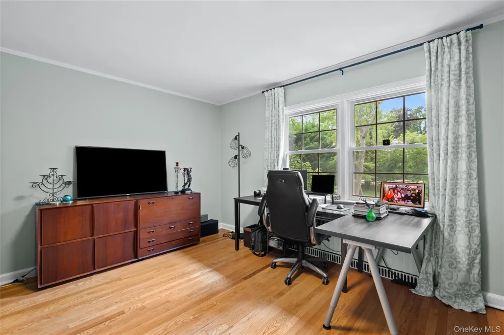 1108 Post Road Scarsdale, NY 10583