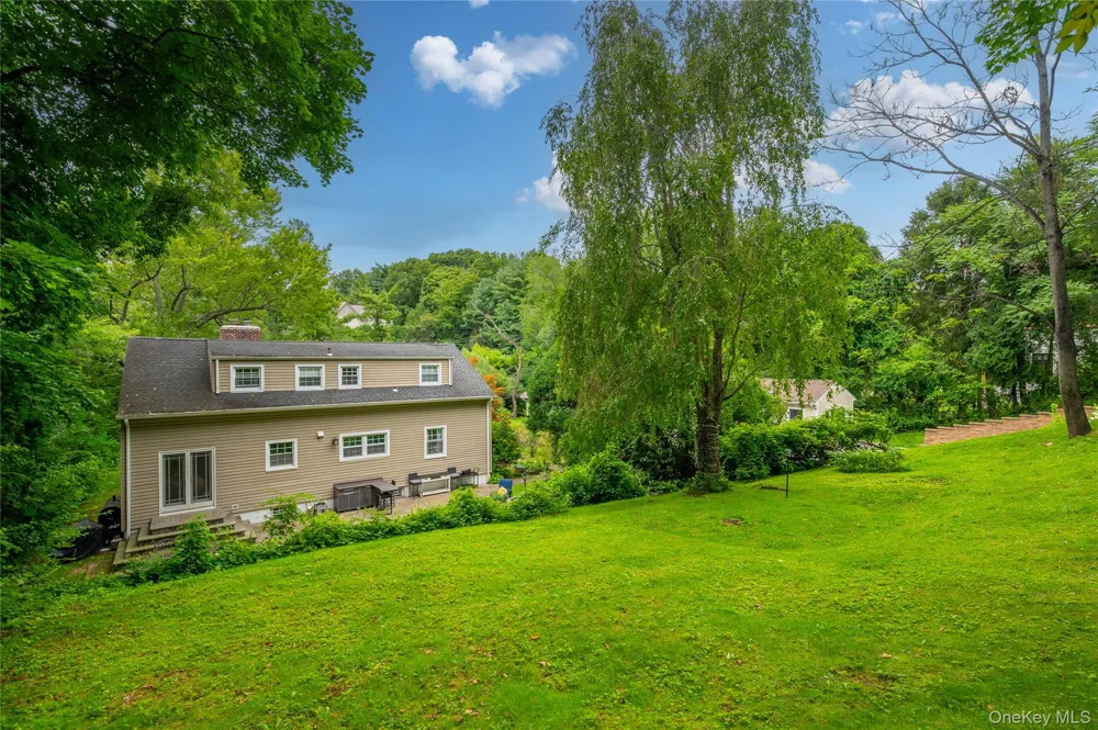 1108 Post Road Scarsdale, NY 10583