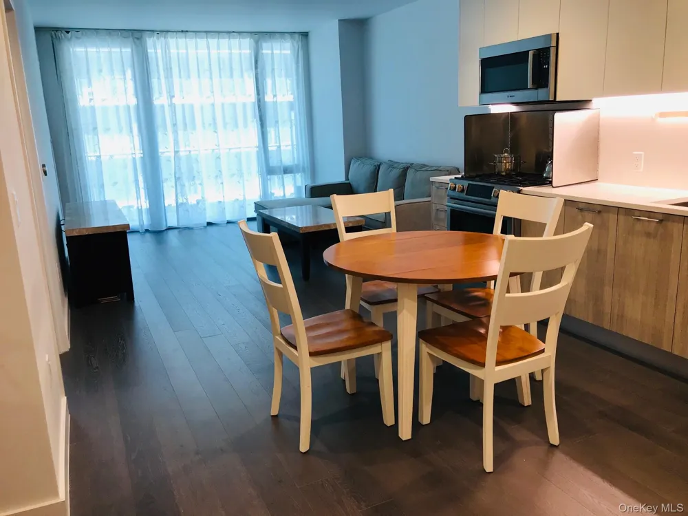 13103 40th Road #15H Flushing, NY 11354