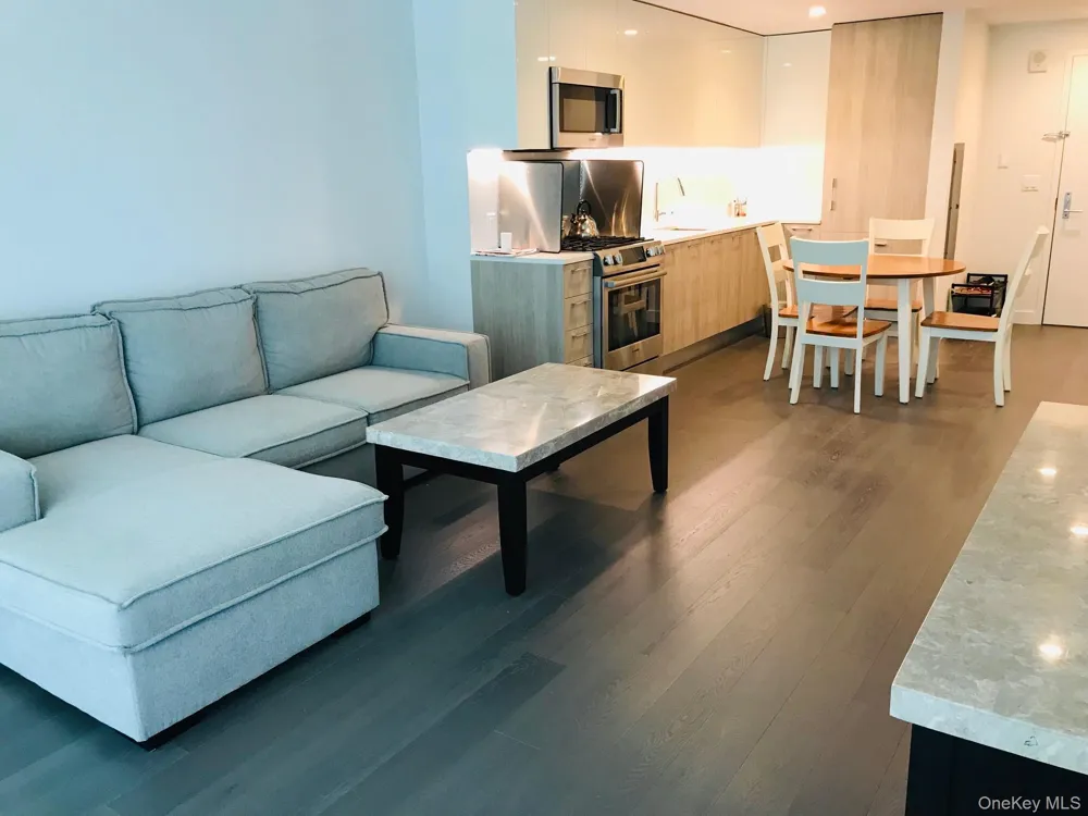 13103 40th Road #15H Flushing, NY 11354