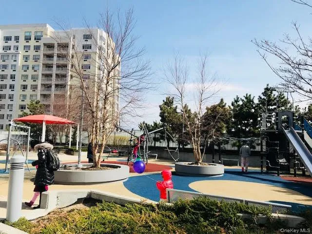 13103 40th Road #15H Flushing, NY 11354