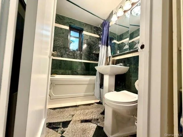 73-50 Bell Boulevard #1A Bayside, NY 11364