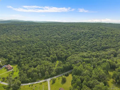 Benton Hollow Road