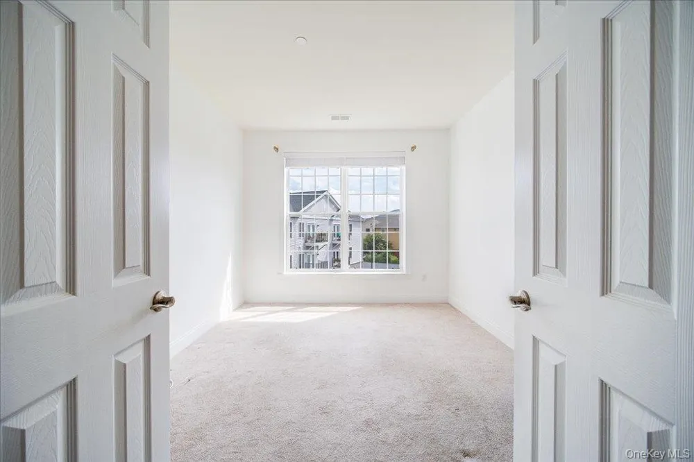 732 Regency Drive Fishkill, NY 12524