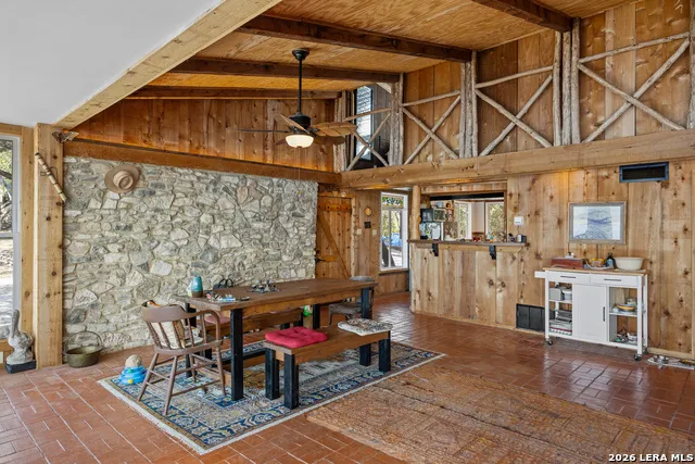 180 Pr 2621 Mico, TX 78056