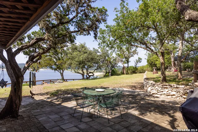 180 Pr 2621 Mico, TX 78056