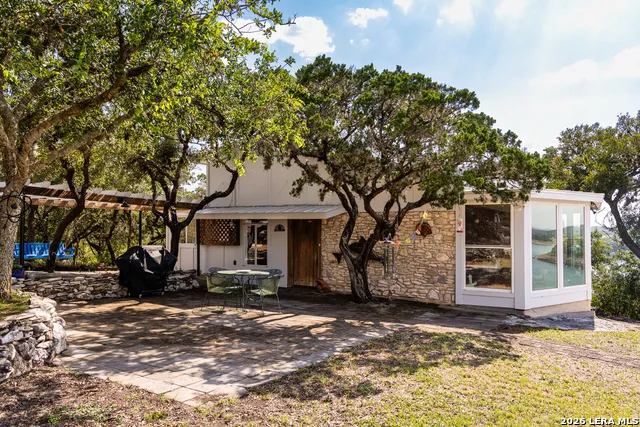 180 Pr 2621 Mico, TX 78056
