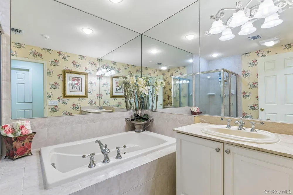 107 Kettles Lane Medford, NY 11763