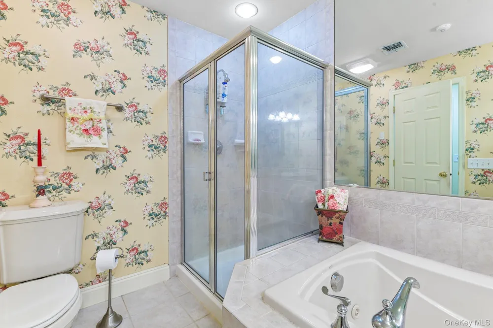 107 Kettles Lane Medford, NY 11763