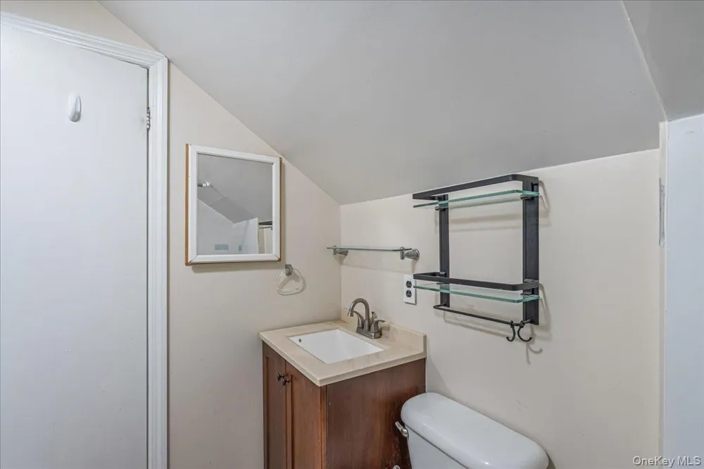236 Duckpond Drive S Wantagh, NY 11793